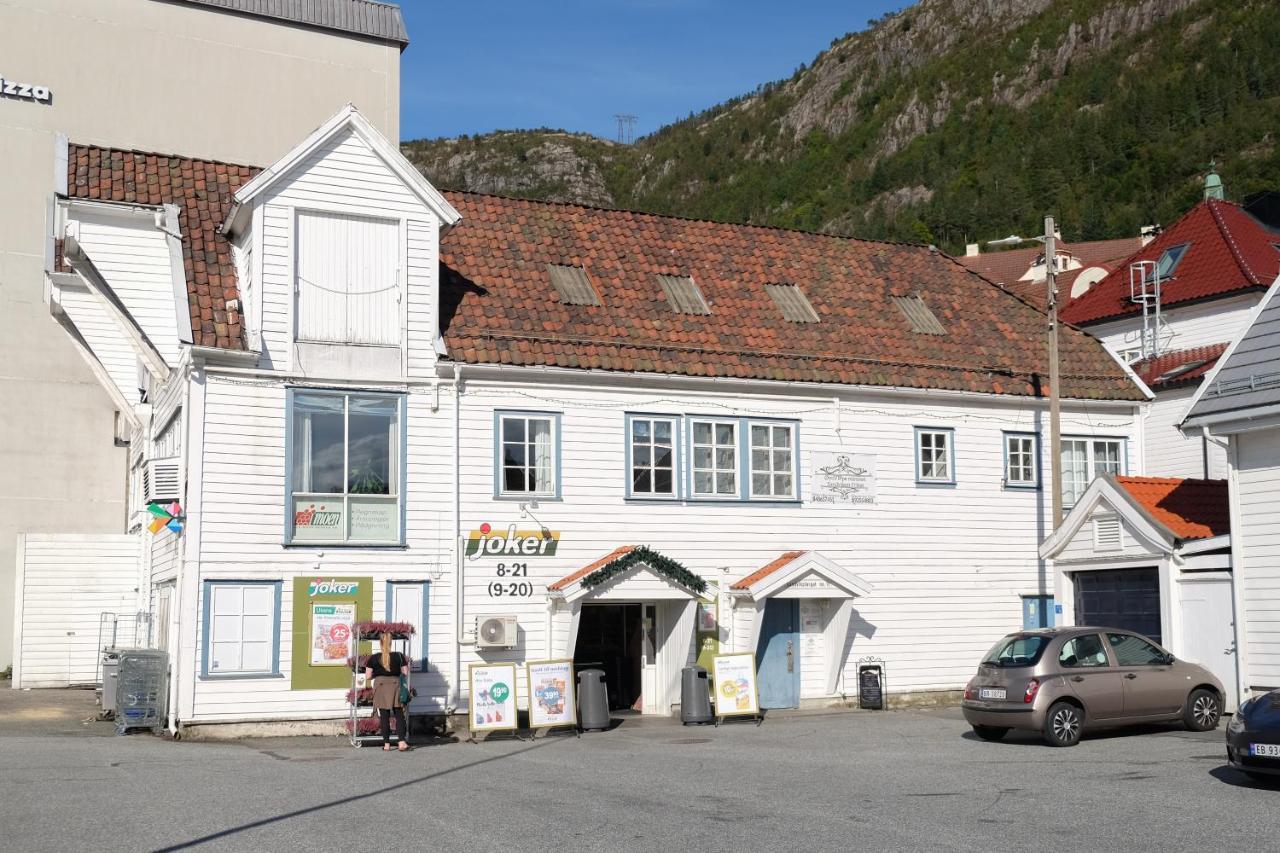 Ferienwohnung Charming Bergen House, Rare Historic House From 1779, Whole House Exterior foto